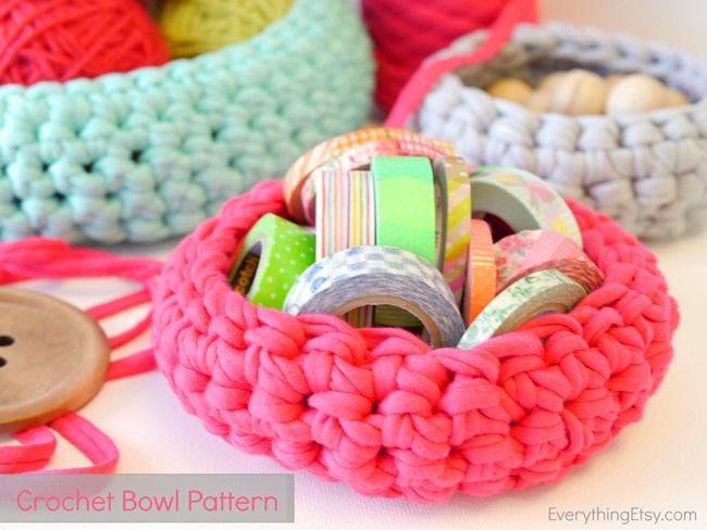 Easy and Fast Yarn Bowl Crochet Pattern - Free Crochet Pattern