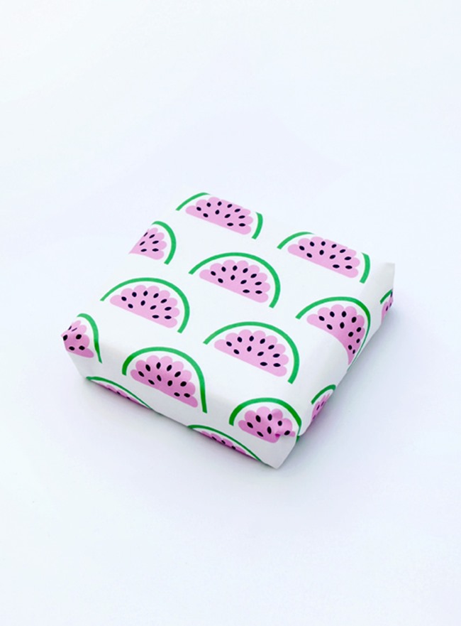 free-printable-wrapping-paper-12-great-designs-everythingetsy