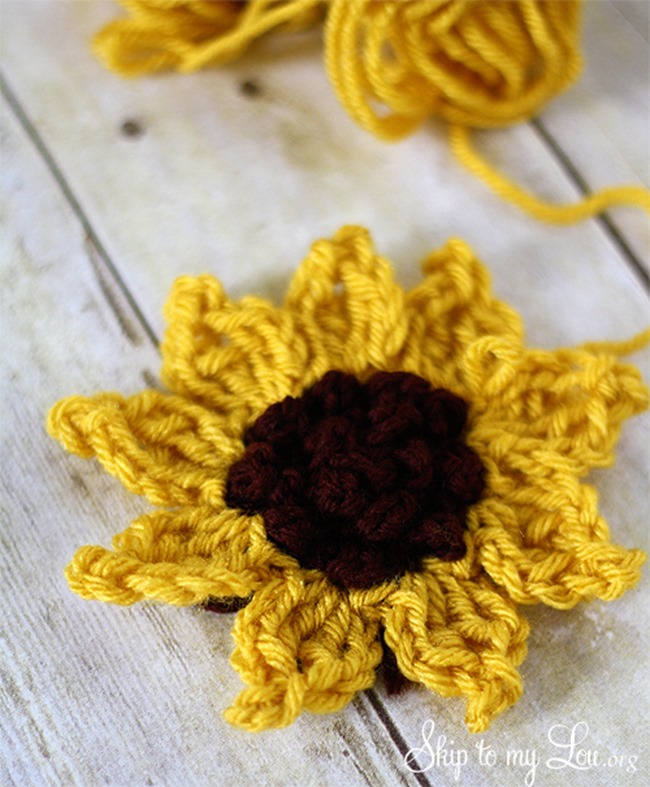 DIY Fall Crochet Patterns {7 Free Designs}